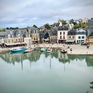 t2-port-de-saint-goustan.inbrittany.com/
