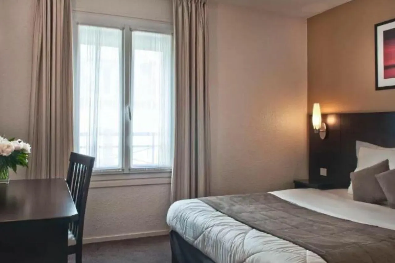 Hotel Les Hauts De Passy - Trocadero Eiffel Paris